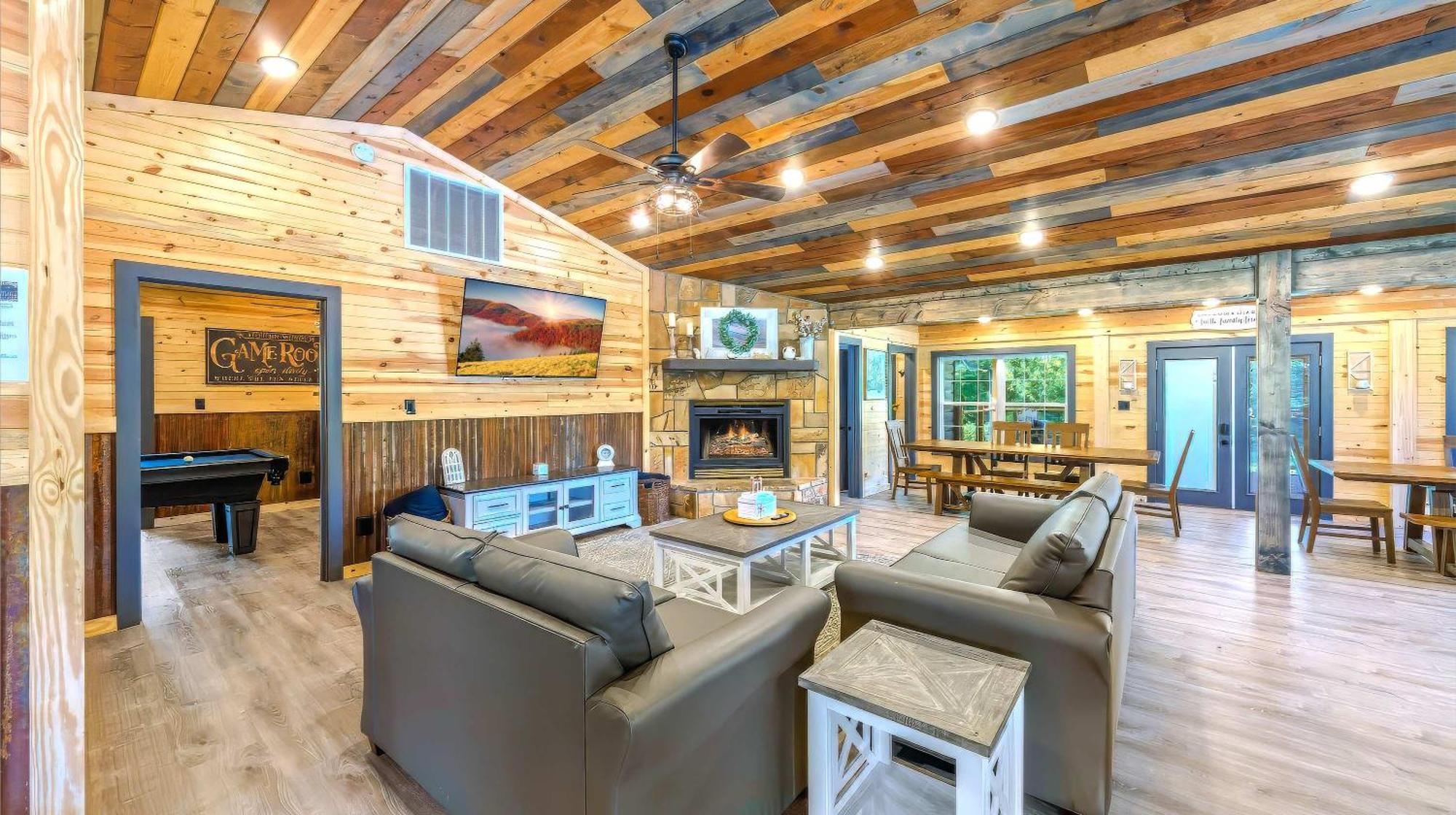 Poolside At Autumn Woods - Pool, Theater, Fireplace, Firepit, Arcade 세비어빌 외부 사진